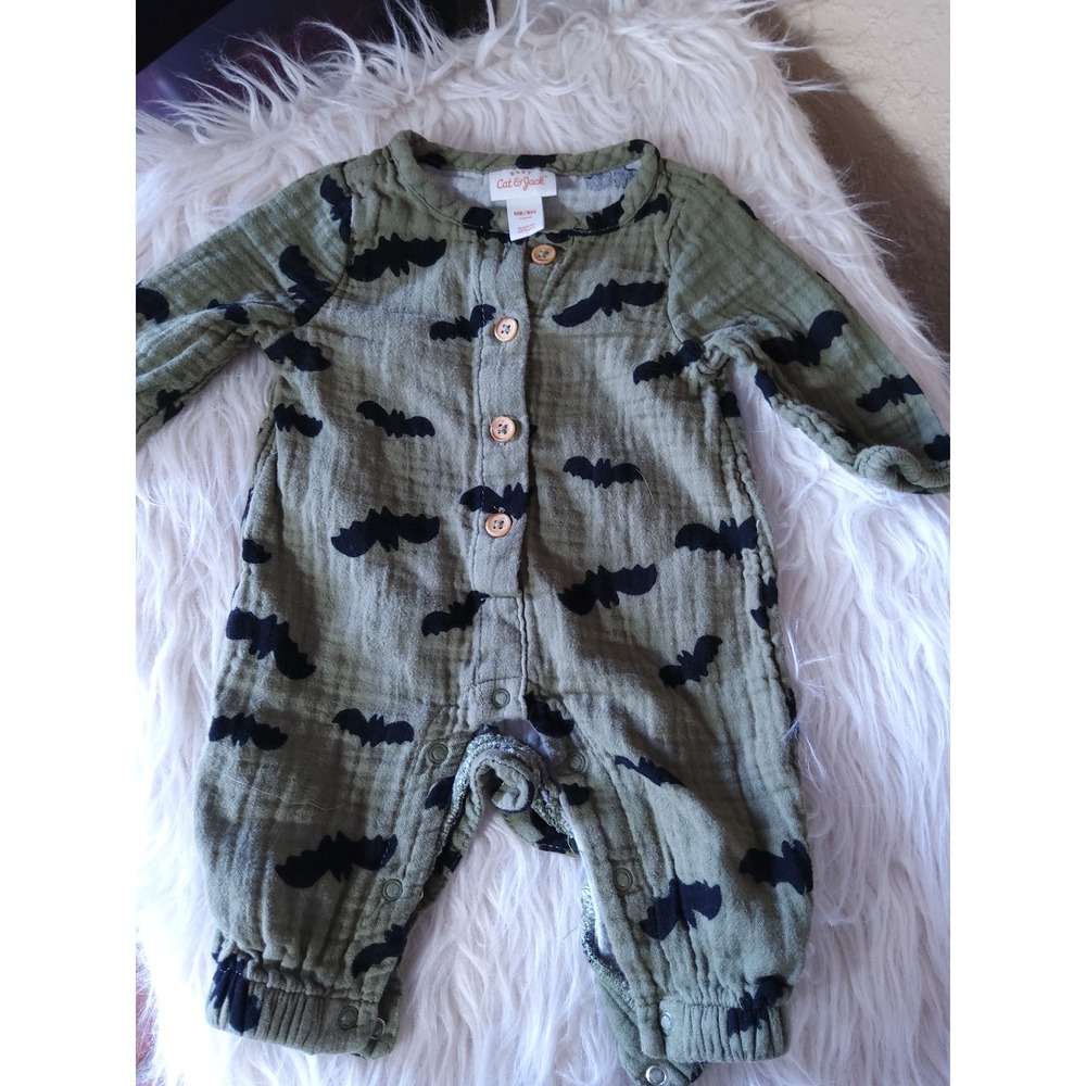 Cat & Jack Baby Newborn Green Bat Print Gauze Romper Halloween One Piece NB